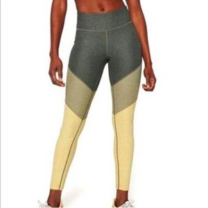 Outdoor Voices Springs 7/8 Legging Grey/Cream